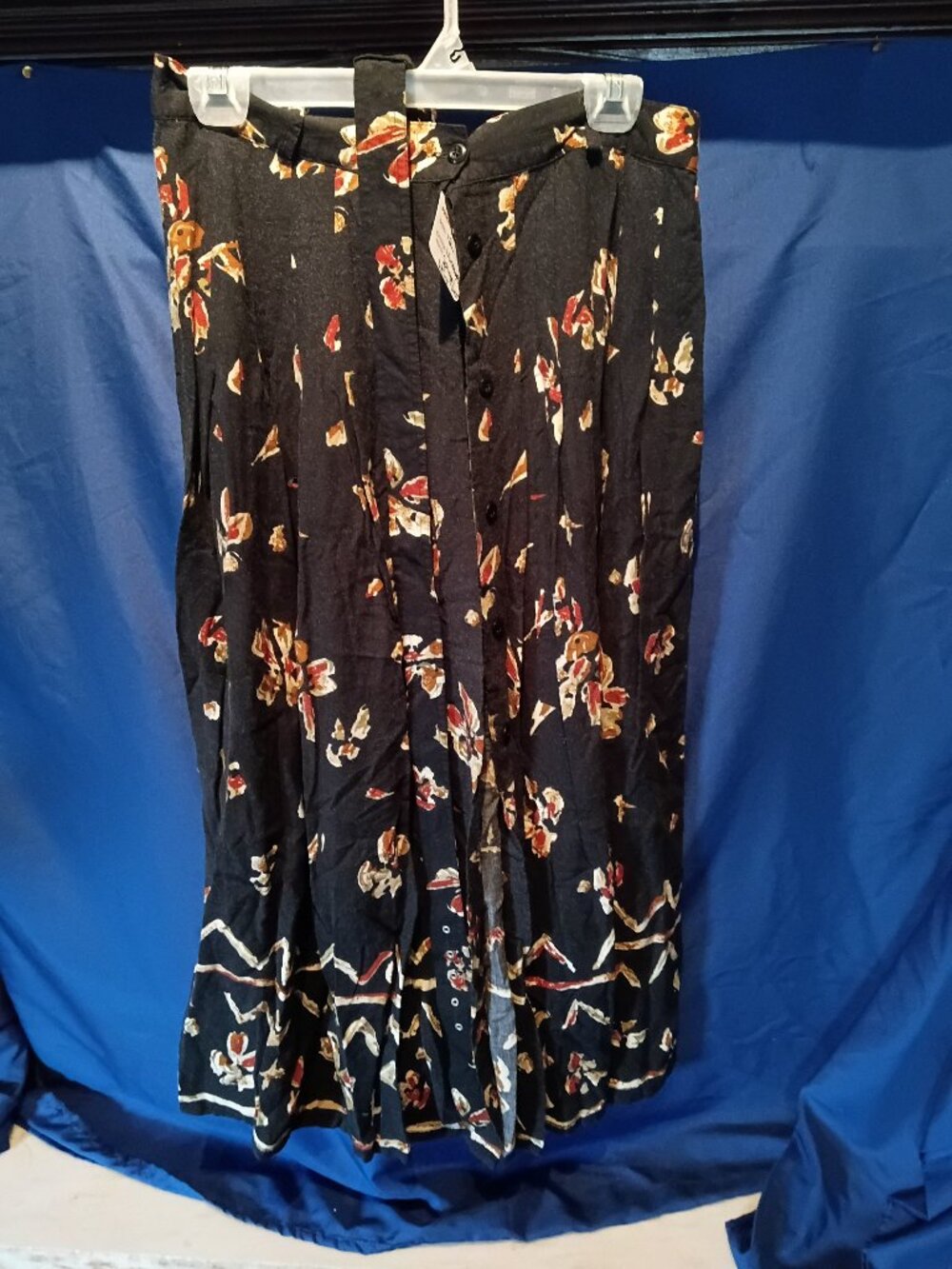 Vintage Spiegel Missy Button down front skirt. Size 12
